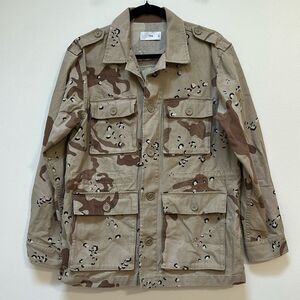 Aritzia TNA‎ Camouflage Army Jacket Tan Desert Camo Utility Shacket Size Small